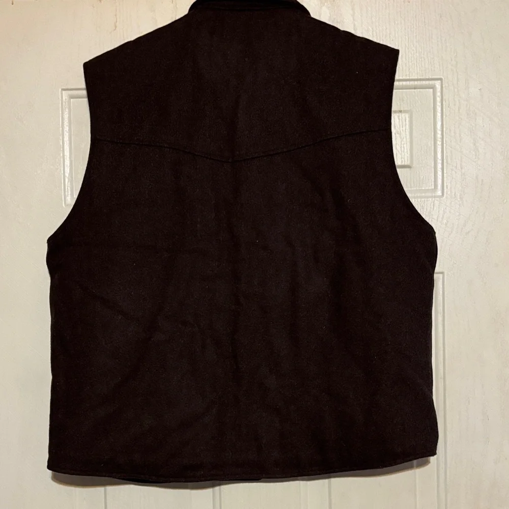 Cripple Creek Men's Classic‎ Wool quilted Brown Vest